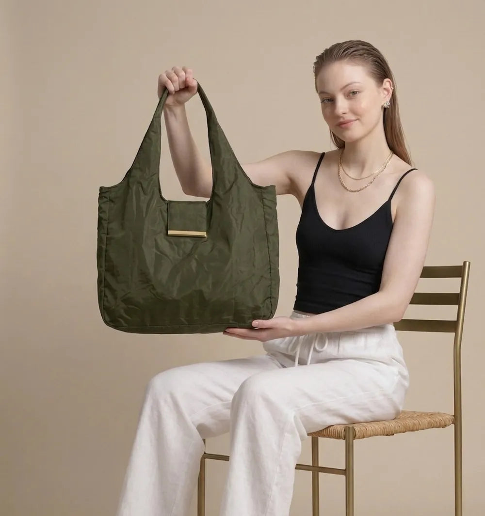 Bulchy Snap Tote Bag.png